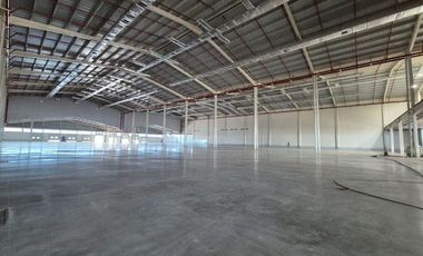 Ofibodega en alquiler 14.500m² - Vía a Daule Km 10, Norte de Guayaquil