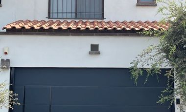 RENTA DE CASA EN LA YESCA SOBRE BLVD