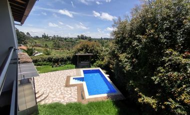 Finca Campestre En Marinilla Antioquía. Exclusivo Sector