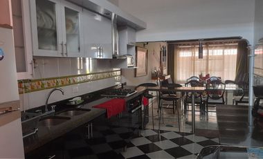 SE VENDE CASA EN EL BARRIO BUGANVILES AL ORIENTE DE LA CIUDAD DE NEIVA