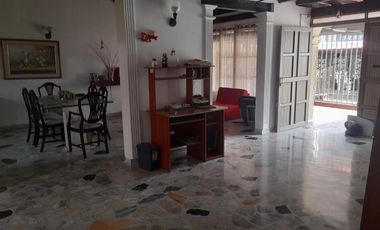 SE VENDE CASA EN EL BARRIO BUGANVILES AL ORIENTE DE LA CIUDAD DE NEIVA