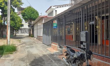 SE VENDE CASA EN EL BARRIO BUGANVILES AL ORIENTE DE LA CIUDAD DE NEIVA