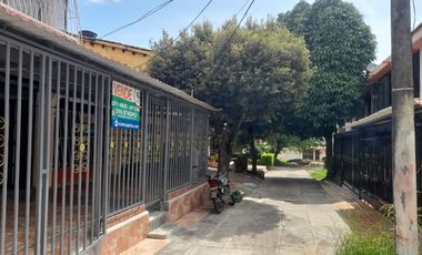 SE VENDE CASA EN EL BARRIO BUGANVILES AL ORIENTE DE LA CIUDAD DE NEIVA