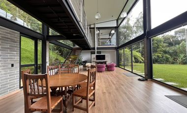 Casa en arriendo, Loma Del Escobero,   Envigado, Antioquia