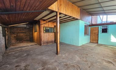 VENTA CASA CON LOCAL COMERCIAL