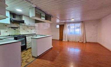 VENTA CASA CON LOCAL COMERCIAL