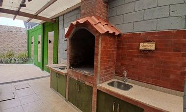 ALQUILER CASA EN URB ALAMEDA DEL RIO VIA A SAMBO