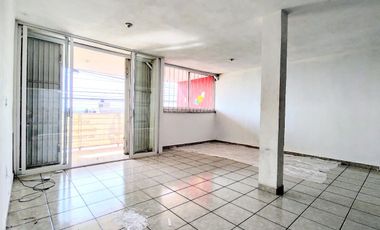 LOCAL EN RENTA EN PLANTA ALTA SOBRE AVENIDA DE LA LUZ, EX HACIENDA SANTA ANA