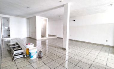 LOCAL EN RENTA EN PLANTA ALTA SOBRE AVENIDA DE LA LUZ, EX HACIENDA SANTA ANA