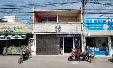 LOCAL EN RENTA EN PLANTA ALTA SOBRE AVENIDA DE LA LUZ, EX HACIENDA SANTA ANA