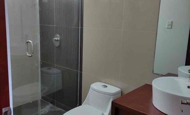 CASA HERMOSA EN LOMAS DE ANGELOPOLIS 2