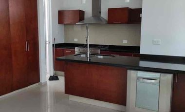 CASA HERMOSA EN LOMAS DE ANGELOPOLIS 2