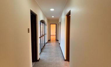 Se Vende Casa en parcela de 5.000 m2 a solo 10 minutos comuna Chillan km 7 camino a Coihueco en parcelación privada con acceso controlado y exclusiva