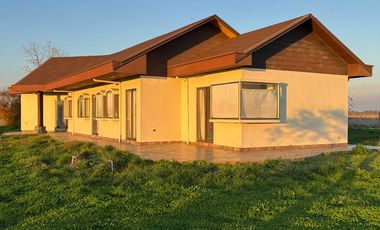 Se Vende Casa en parcela de 5.000 m2 a solo 10 minutos comuna Chillan km 7 camino a Coihueco en parcelación privada con acceso controlado y exclusiva