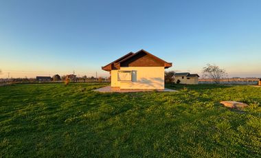 Se Vende Casa en parcela de 5.000 m2 a solo 10 minutos comuna Chillan km 7 camino a Coihueco en parcelación privada con acceso controlado y exclusiva