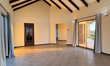 Se Vende Casa en parcela de 5.000 m2 a solo 10 minutos comuna Chillan km 7 camino a Coihueco en parcelación privada con acceso controlado y exclusiva
