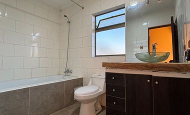 Se Vende Casa en parcela de 5.000 m2 a solo 10 minutos comuna Chillan km 7 camino a Coihueco en parcelación privada con acceso controlado y exclusiva