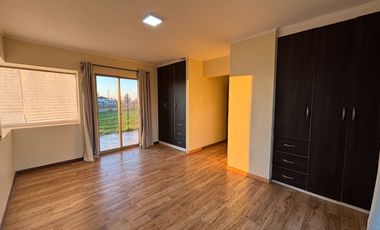 Se Vende Casa en parcela de 5.000 m2 a solo 10 minutos comuna Chillan km 7 camino a Coihueco en parcelación privada con acceso controlado y exclusiva
