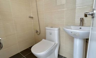 FOR SALE - 3 Bedroom Corner House And lot in Molino Bacoor Cavite Near SM Molino