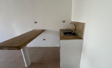 URBANIZACION SOLIMAR, SALINAS VIA PUNTA CARNERO VENDO BONITA VILLA DE UNA PLANTA, DOS DORMITORIOS, CLUB SOCIAL. OPORTUNIDAD