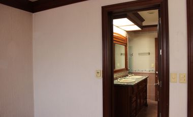 Espectacular Casa en Venta en Bosques de La Herradura.