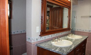 Espectacular Casa en Venta en Bosques de La Herradura.