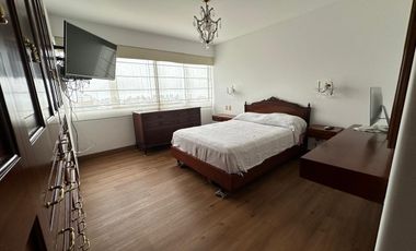 Alquiler lindo apartamento super bien ubicado S Isidro