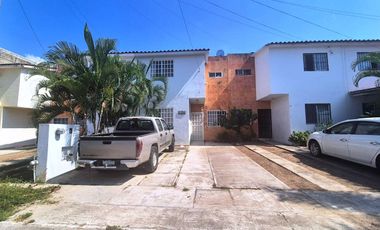 CASA EN VENTA CERCA DE AEROPUERTO Y PLAYAS DE PUERTO VALLARTA