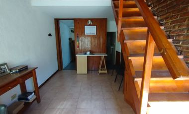 Castelar Sur - Venta - Dúplex 2 Ambientes