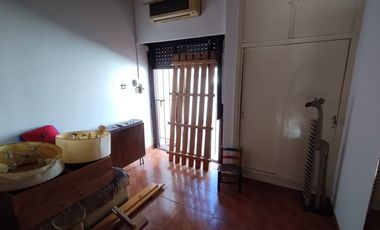 Castelar Sur - Venta - Dúplex 2 Ambientes