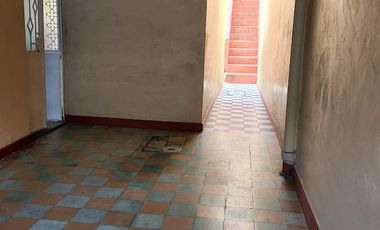 Casa en venta, con 2 departamentos independientes en la Col. Obrera