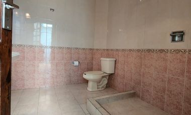 Casa en venta, con 2 departamentos independientes en la Col. Obrera