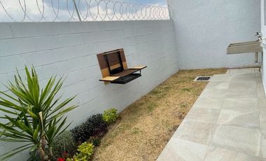 Casa Residencial de 2 recamaras con cisterna