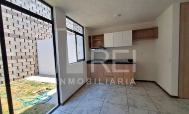 RENTA CASA ZIMALTA RESIDENCIAL TLAQUEPAQUE