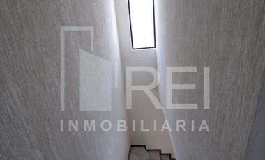 RENTA CASA ZIMALTA RESIDENCIAL TLAQUEPAQUE