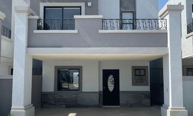 Casa de 3 recamara y la principal con vestidor y baño completo
