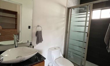 Casa de 3 recamara y la principal con vestidor y baño completo