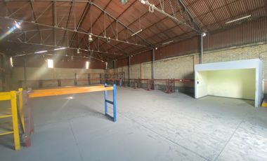 VENCO LOCAL INDUSTRIAL EN NICOLAS AYLLON