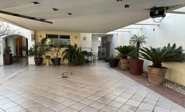 VENTA CASA EN FRACCIONAMIENTO EXCLUSIVO CERCA PLAZA SAN DIEGO