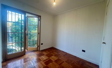 ¡ATENCIÓN! CASA EN ESPECTACULAR CONDICIONES E INMEJORABLE UBICACIÓN