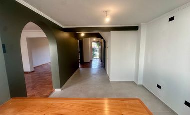 ¡ATENCIÓN! CASA EN ESPECTACULAR CONDICIONES E INMEJORABLE UBICACIÓN