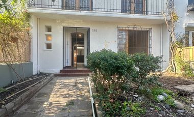 ¡ATENCIÓN! CASA EN ESPECTACULAR CONDICIONES E INMEJORABLE UBICACIÓN