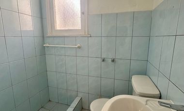 ¡ATENCIÓN! CASA EN ESPECTACULAR CONDICIONES E INMEJORABLE UBICACIÓN