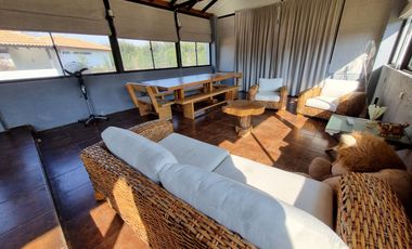 Espectacular Casa en Parcela en Condominio El Algarrobal, calle Pajaritos, Malloco, comuna de Peñaflor.