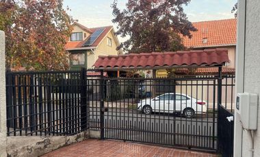 ARRIENDA HERMOSA Y AMPLIA CASA EN LA FLORIDA