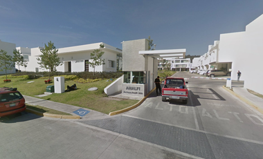 REMATO LINDA CASA EN FRACC. NATURA CERCA DEL AUTODROMO DE JALISCO