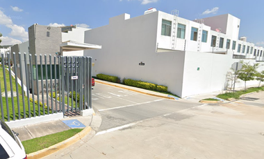 REMATO LINDA CASA EN FRACC. NATURA CERCA DEL AUTODROMO DE JALISCO