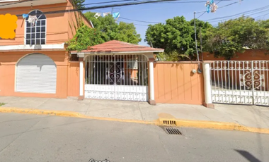 INVIERTE Y OBTEN GANANCIAS. CASA ADJUDICADA EN Av. Joaquín Montenegro 35, San Antonio El Cuadro, Tultepec, San Antonio El Cuadro, Tultepec, Estado De