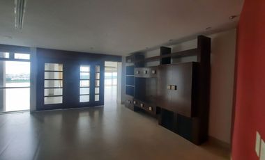 DEPARTAMENTO 606.81 M2 