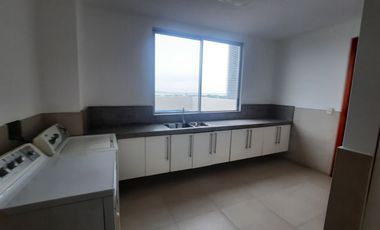 DEPARTAMENTO 606.81 M2 